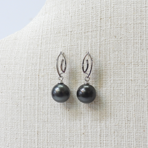 Sterling Silver Black Pearl Earrings - 3